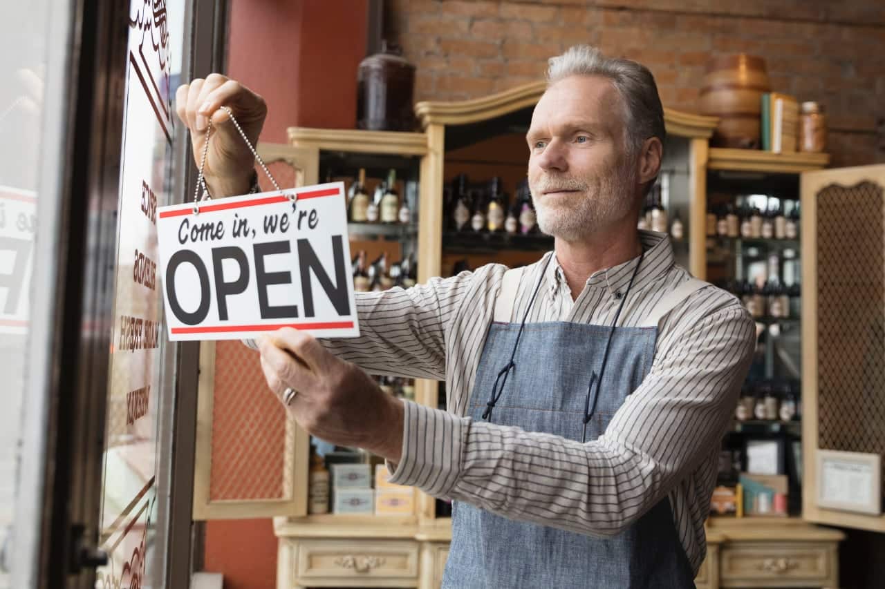 7 Glorious Advantages of Being a Small Business