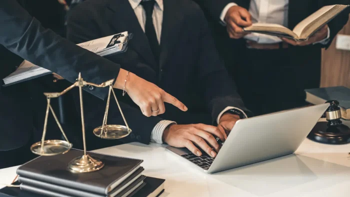 Top 6 Reasons To Find A Reliable Lawyer