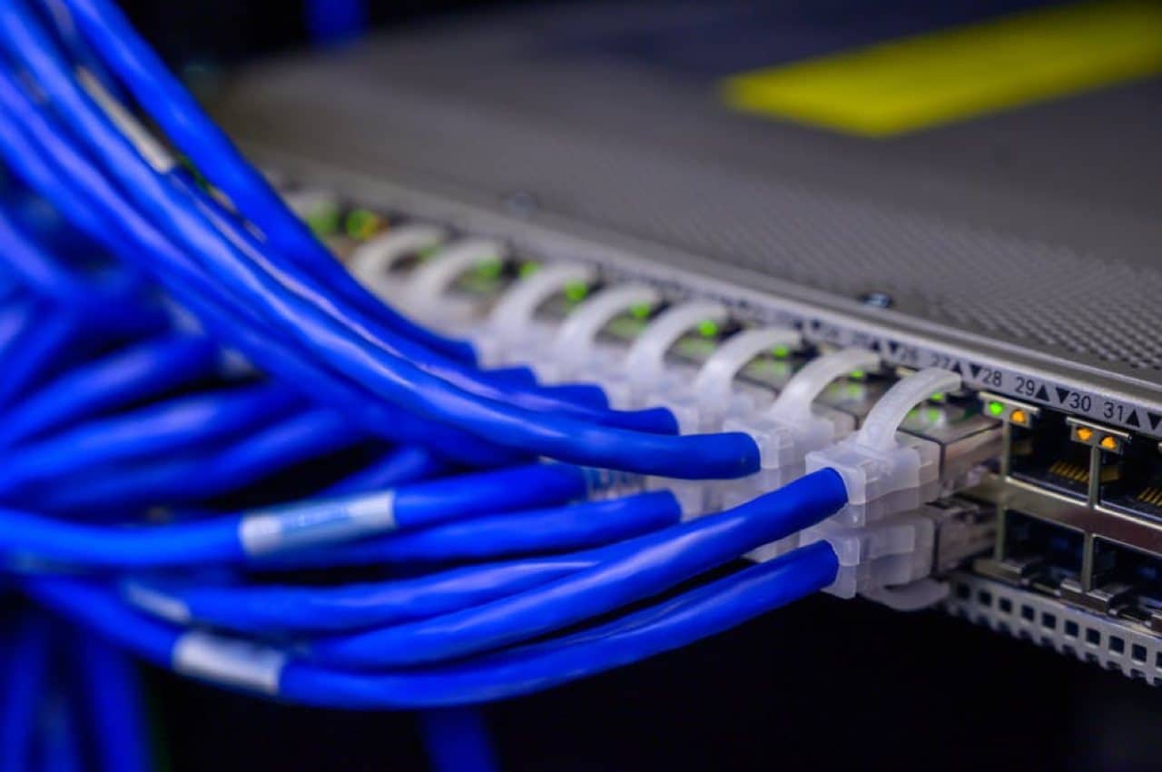 4 Massive Benefits of Fiber Optic for Business