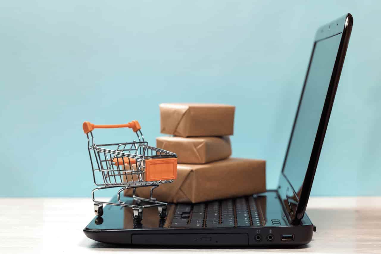 Evolution of Online Shopping and Impact on Businesses Marketing